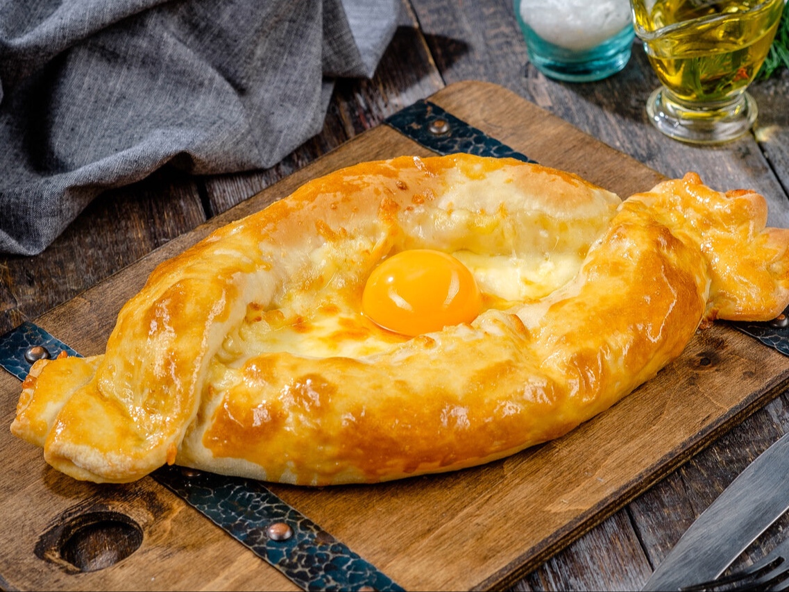 Хачапури по-аджарски